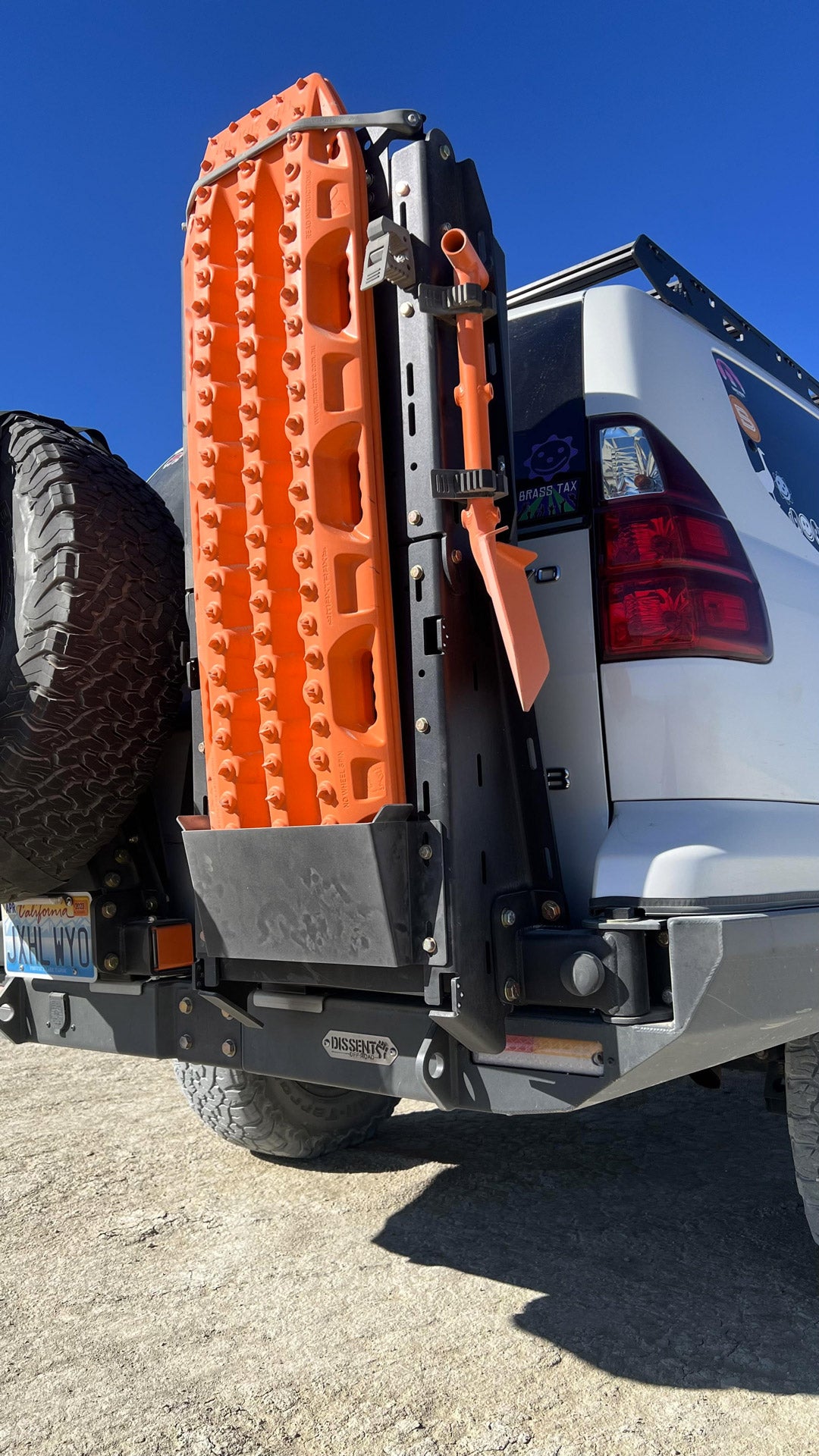 MaxTrax Mount for Overland Panel Pro Swing Outs